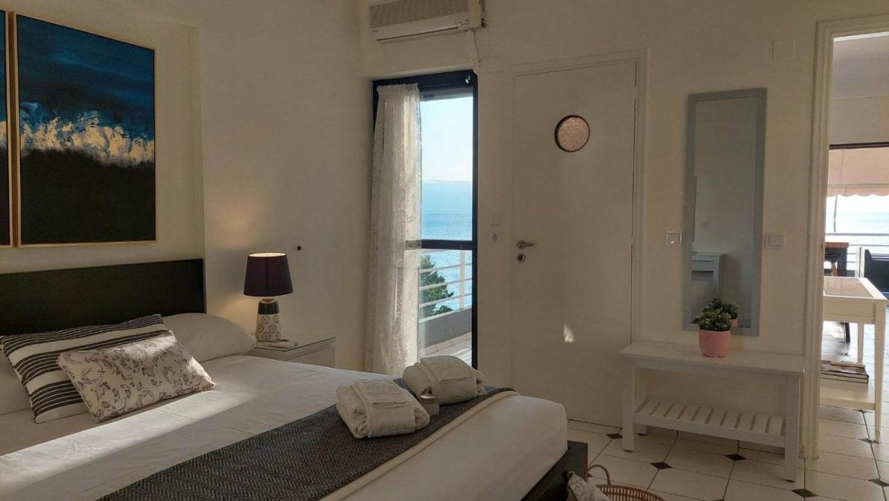 Loutraki Bay Apartment Exterior photo