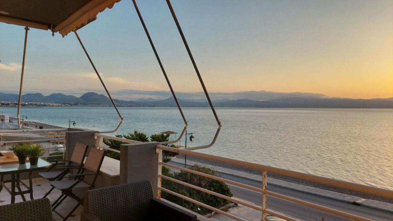Loutraki Bay Apartment Exterior photo